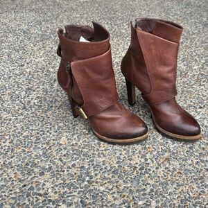 VIC MATIE Brown Leather High Heel Ankle Bootie EU 38